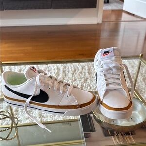 Nike Women’s Court Legacy Sneaker - Size 9